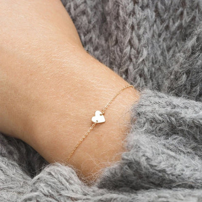 BRAZALETE CORAZÓN MINIMALISTA PERSONALIZABLE