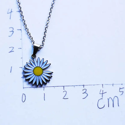 COLLAR MARGARITA MINIMALISTA
