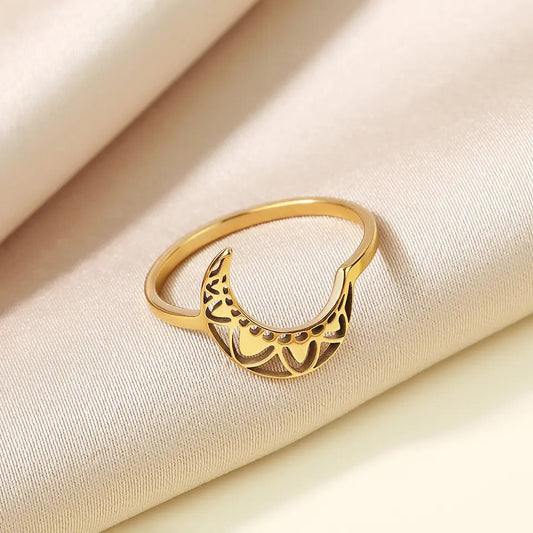 ANILLO LUNA TRIBAL MINIMALISTA