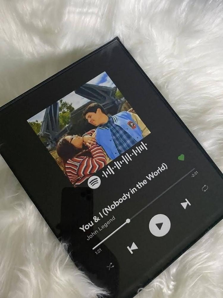 CUADRO CANCIÓN DE SPOTIFY O MENSAJE FOTOS PERSONALIZADAS