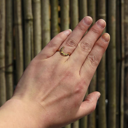 ANILLO LUNA TRIBAL MINIMALISTA