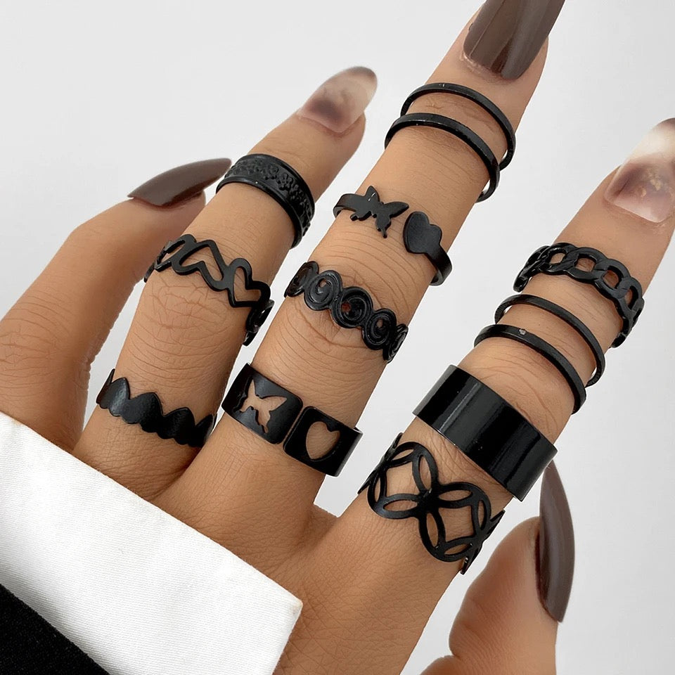 SET DE ANILLOS BOHO STYLE NEGROS