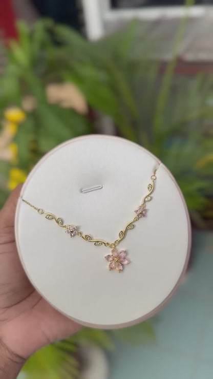 COLLAR FLOR DE CEREZO  DELICADO CRISTALES DE ZIRCONIA ELEGANTE
