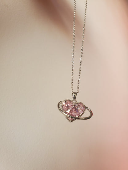 COLLAR CORAZON SATURNO ELEGANTE CRISTAL  DE CIRCONIA