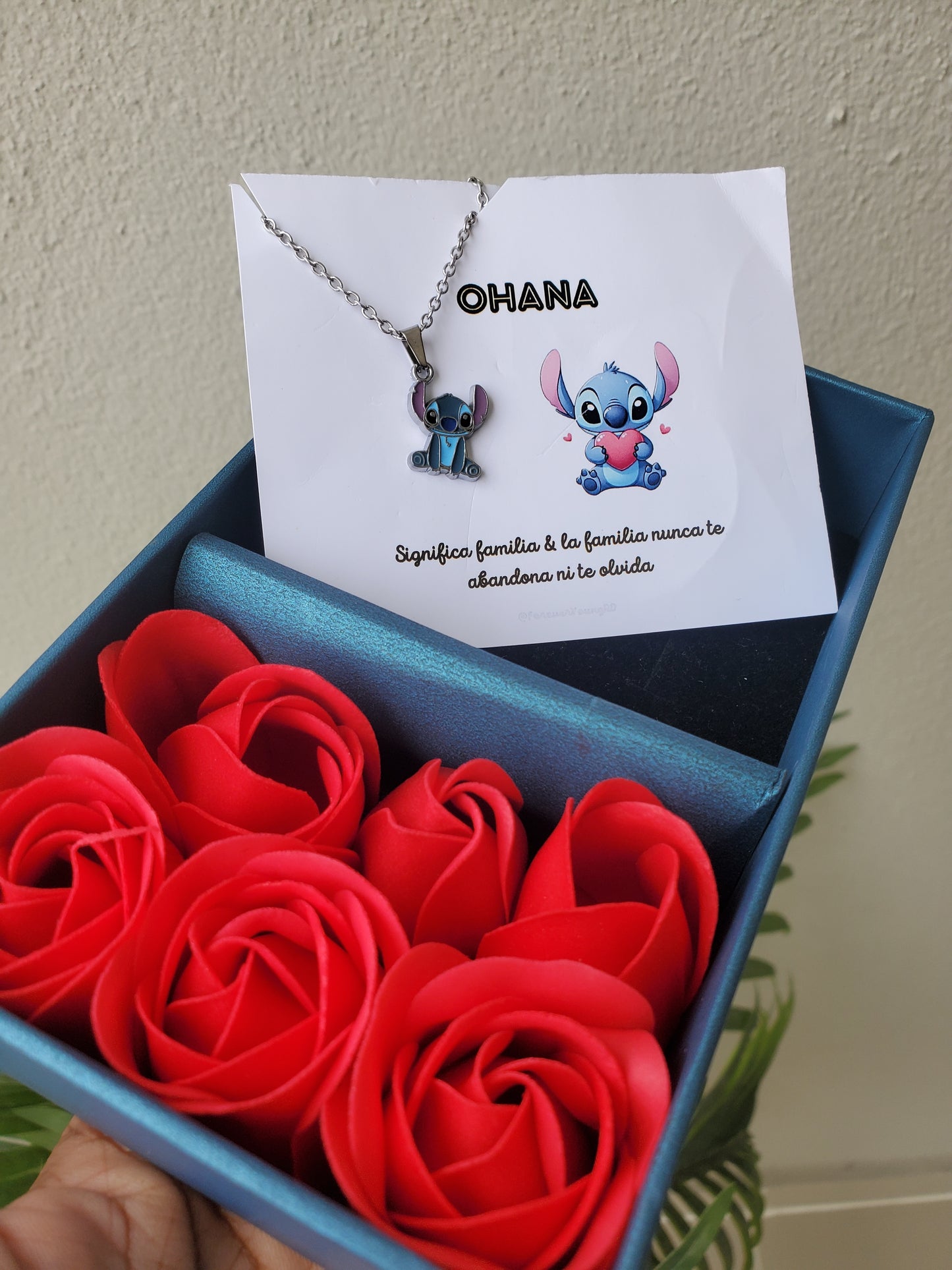 COLLAR STITCH MINIMALISTA UNISEX