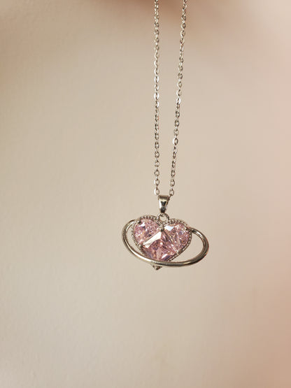 COLLAR CORAZON SATURNO ELEGANTE CRISTAL  DE CIRCONIA