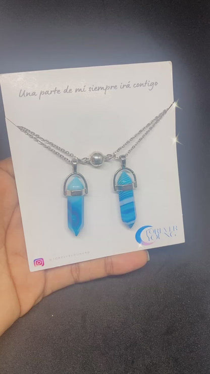 PAR COLLARES DE CUARZO  IMAN