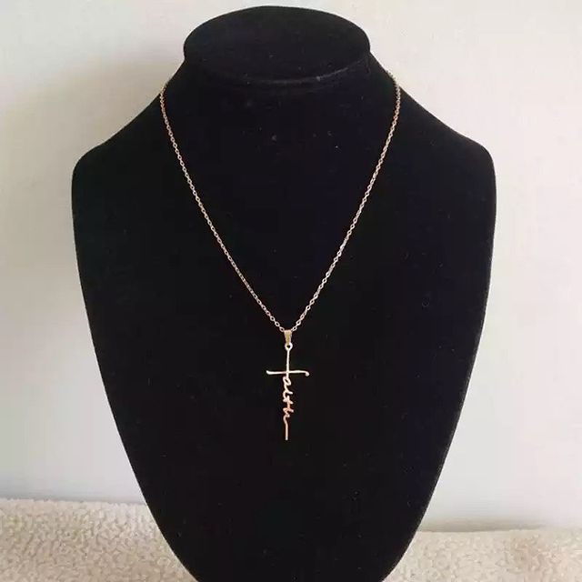 COLLAR DIJE DE FÉ  MINIMALISTA ♡†