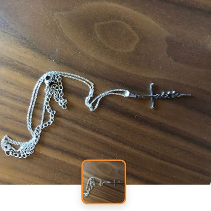 COLLAR DIJE DE FÉ  MINIMALISTA ♡†