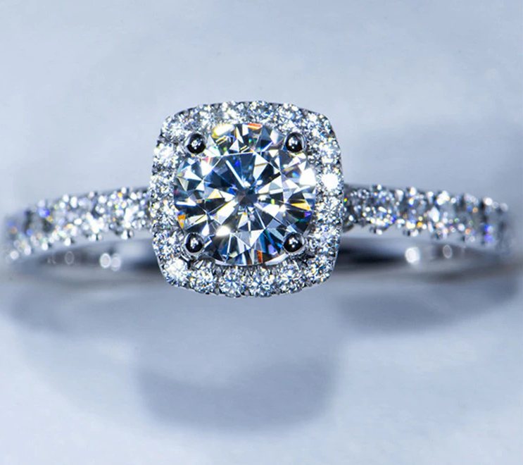 ANILLO CUADRADO DE CRISTAL