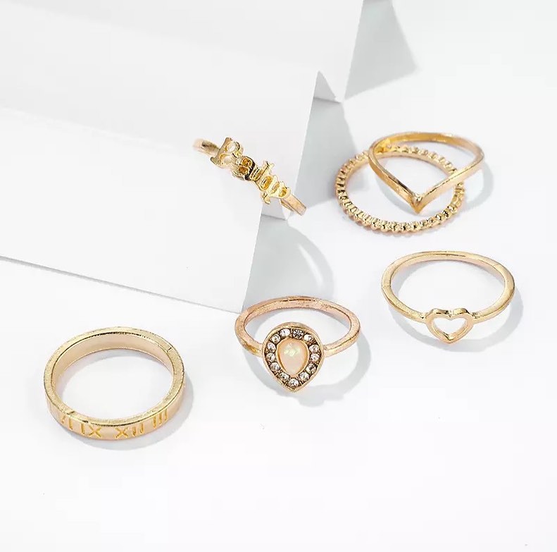 SET DE ANILLOS BOHO STYLE DORADOS