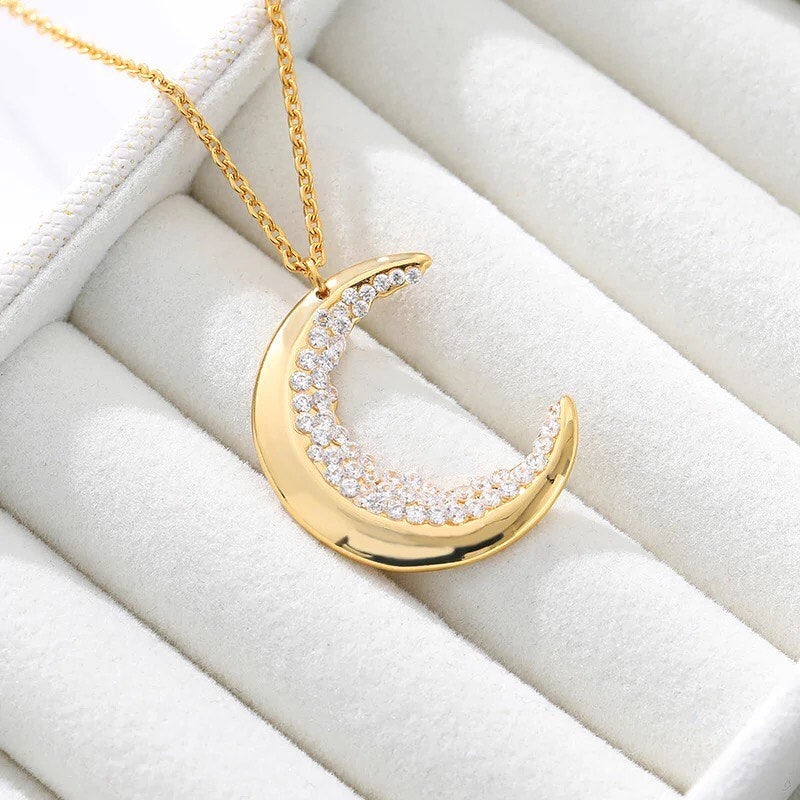 COLLAR MINIMALISTA DISEÑO LUNAR
