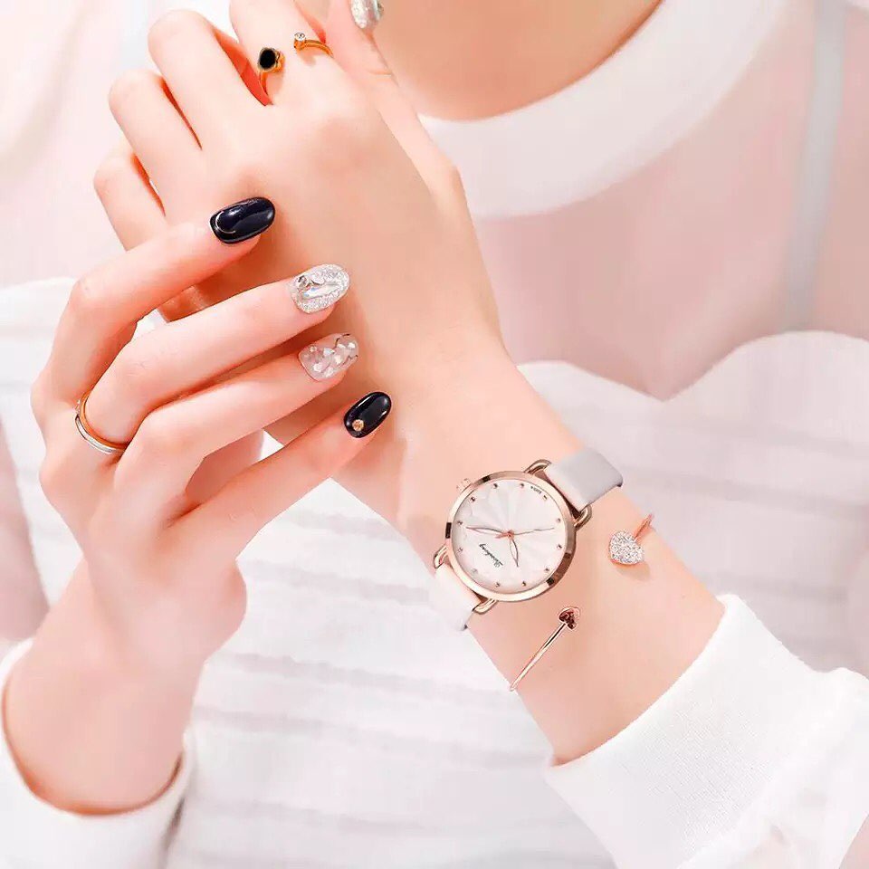 RELOJ DELICADO