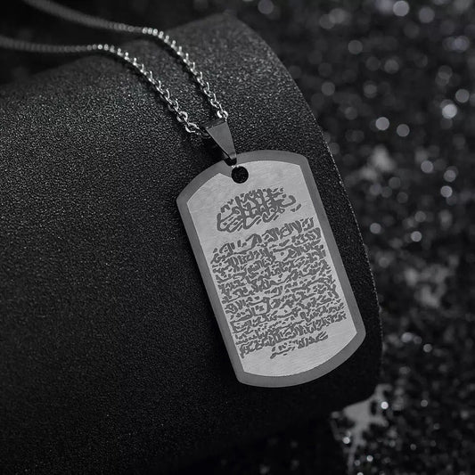 COLLAR MASCULINO CON ESTAMPADO ARABE