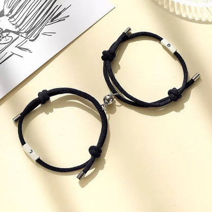 BRAZALETES MAGNÉTICOS SOL Y LUNA  DE PAREJA IMANES