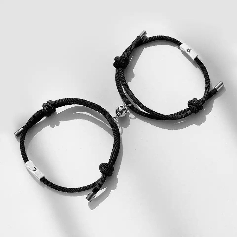 BRAZALETES MAGNÉTICOS SOL Y LUNA  DE PAREJA IMANES