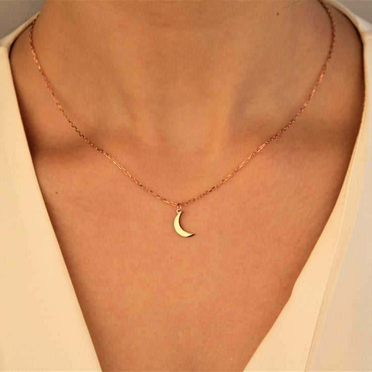 COLLAR LUNA MINIMALISTA