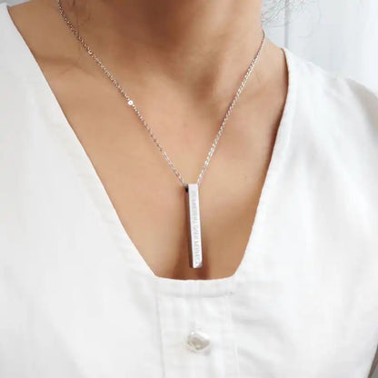 COLLAR BARRA MINIMALISTA BE PRESENT OVER PERFECT