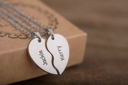 PAR COLLARES CORAZONES PERSONALIZABLES MINIMALISTA