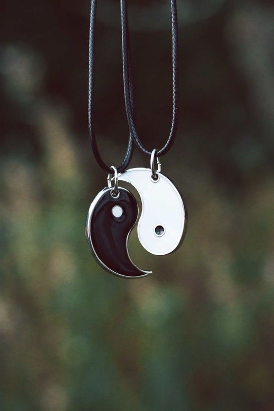 COLLARES YIN YANG PAREJA BFF  CORDÓN LEATHER