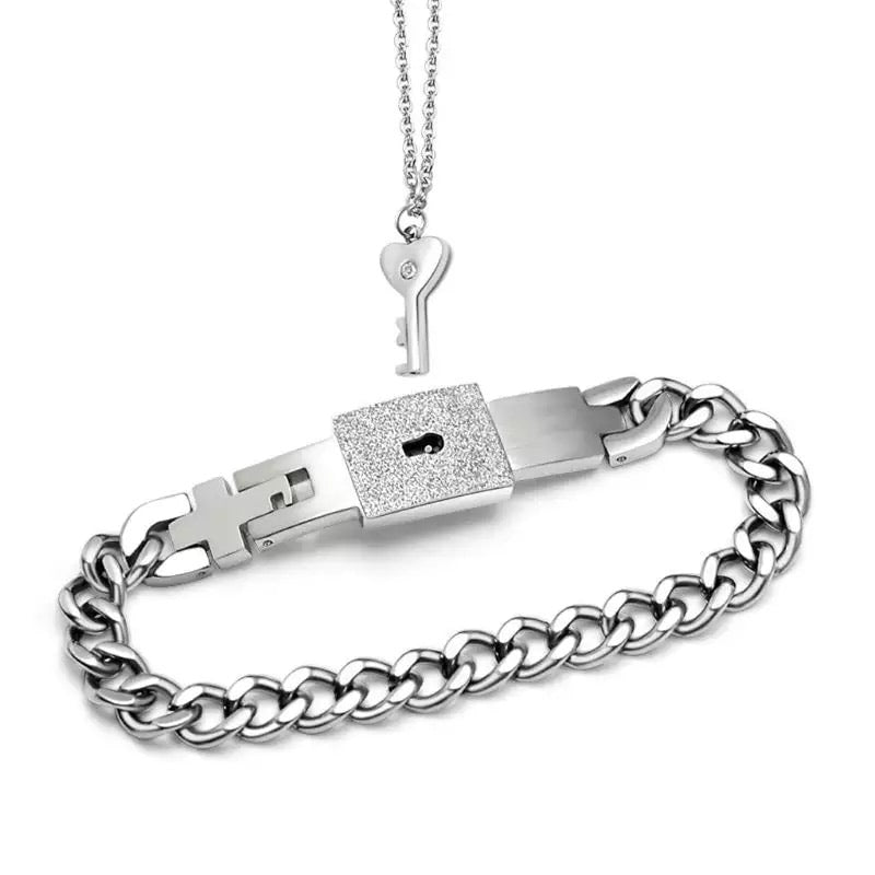 PULSERA CANDADO + COLGANTE LLAVE ( LA LLAVE DE TU CORAZÓN )