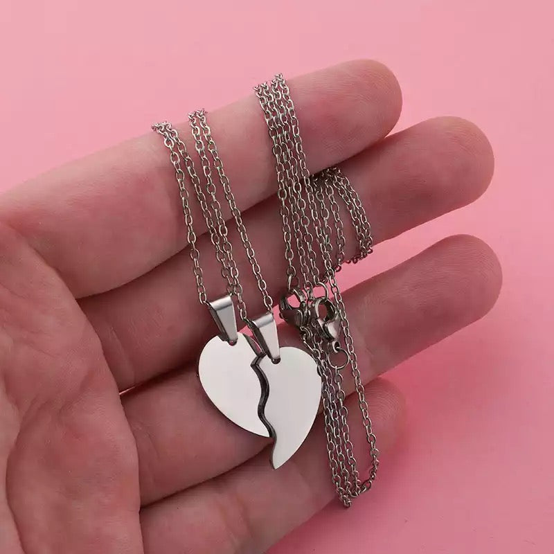 PAR COLLARES CORAZONES PERSONALIZABLES MINIMALISTA