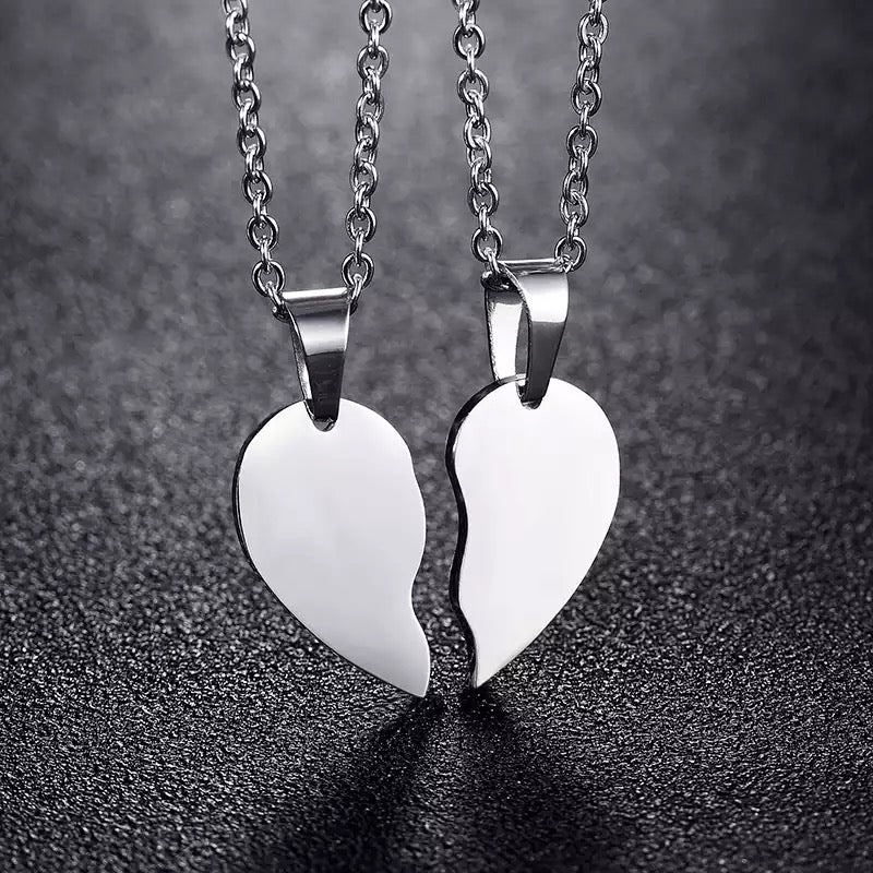 PAR COLLARES CORAZONES PERSONALIZABLES MINIMALISTA