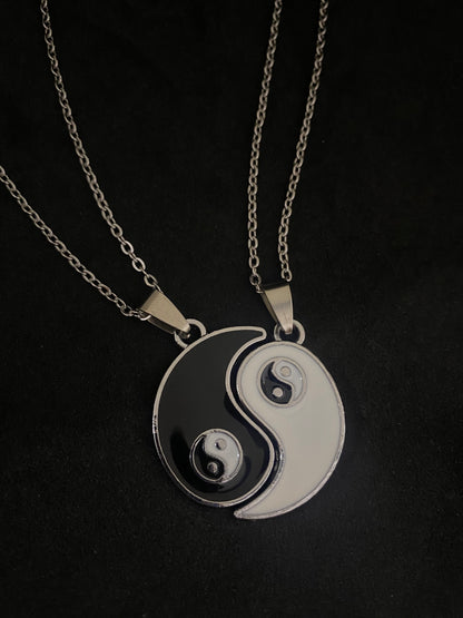 COLLARES DIJES  YIN YANG GRANDES