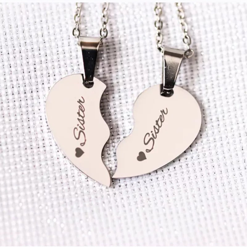 PAR COLLARES CORAZONES PERSONALIZABLES MINIMALISTA