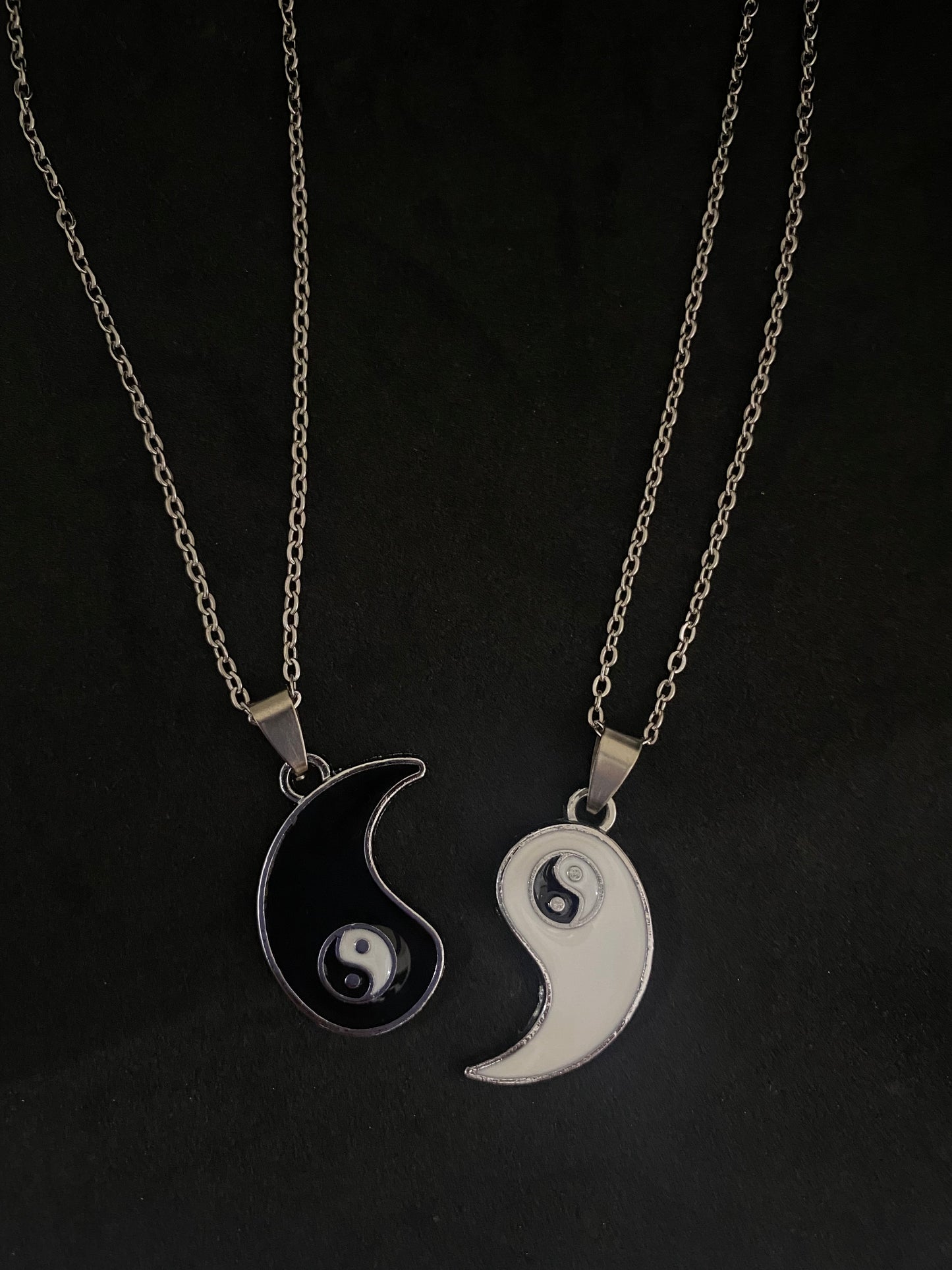 COLLARES DIJES  YIN YANG GRANDES