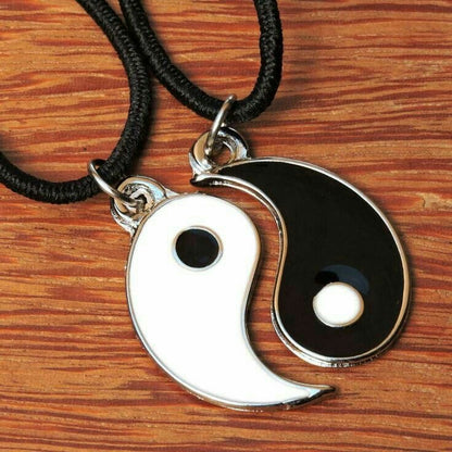 COLLARES YIN YANG PAREJA BFF  CORDÓN LEATHER