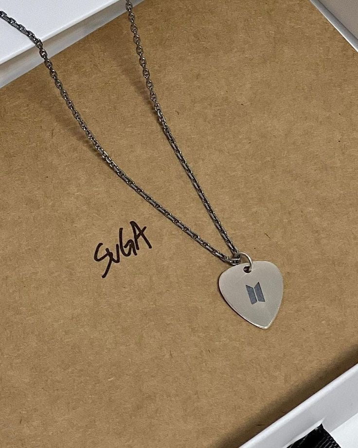 PÚAS DE GUITARRA PERSONALIZADAS