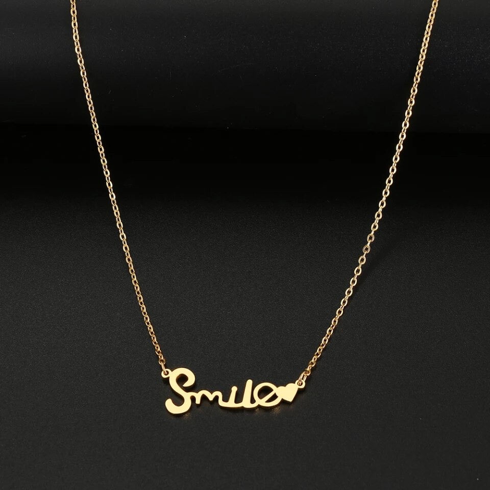 COLLAR SMILE MINIMALISTA