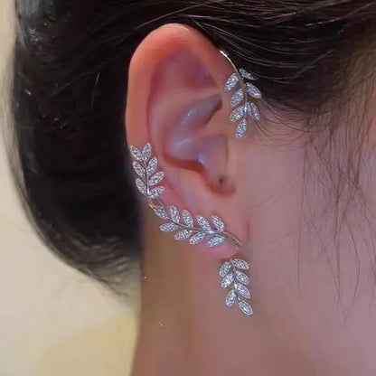 ARETES OREJA COMPLETA  DE CRISTAL SIN PERFORACIÓN