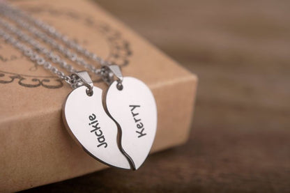 PAR COLLARES CORAZONES PERSONALIZABLES MINIMALISTA