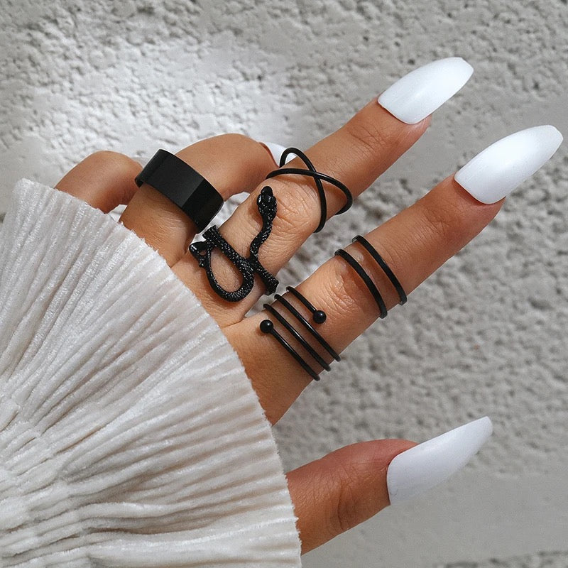 SET DE ANILLOS BOHO STYLE NEGROS